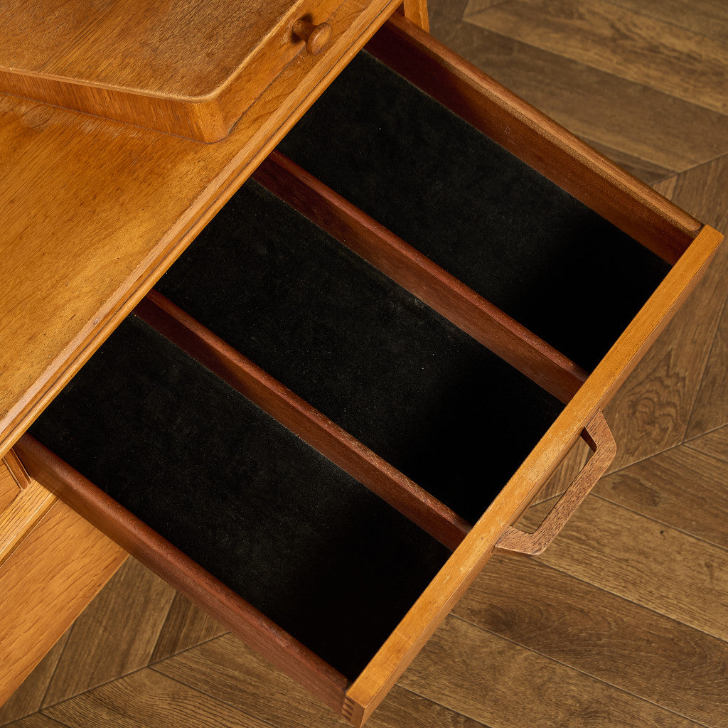 Brandon ドレッシングチェスト ドレッサー