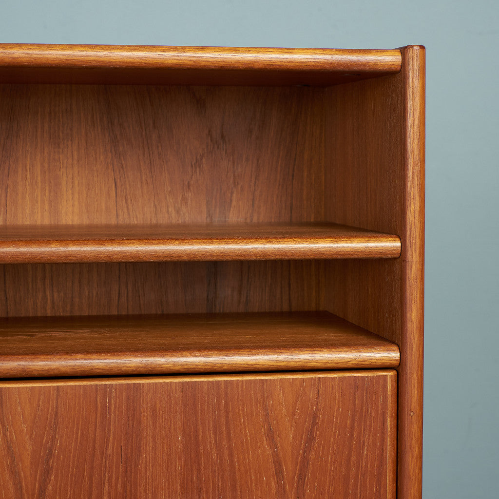 英国　イギリス　ヴィンテージ　パイン材キャビネット アンティーク キャビネット パイン 英国