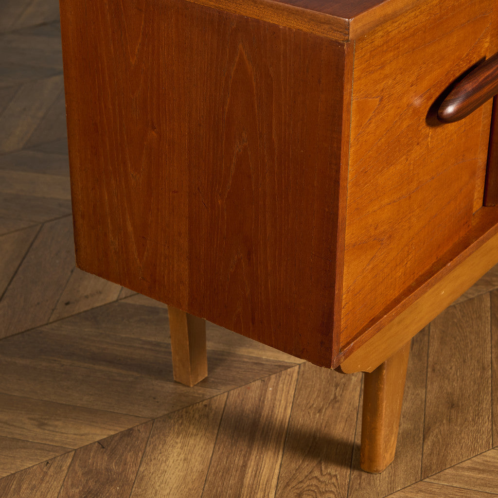 ヴィンテージ サイドボード 天板再塗装済み