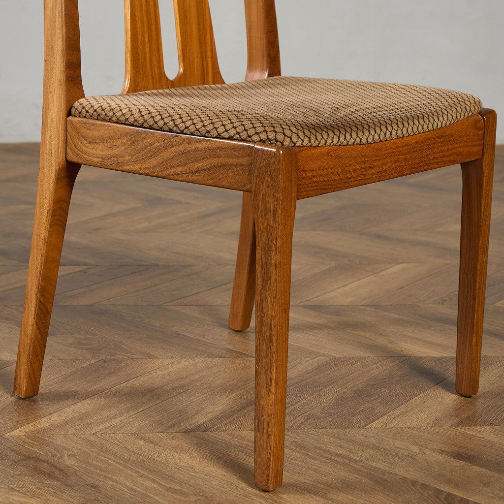 ダイニングチェア