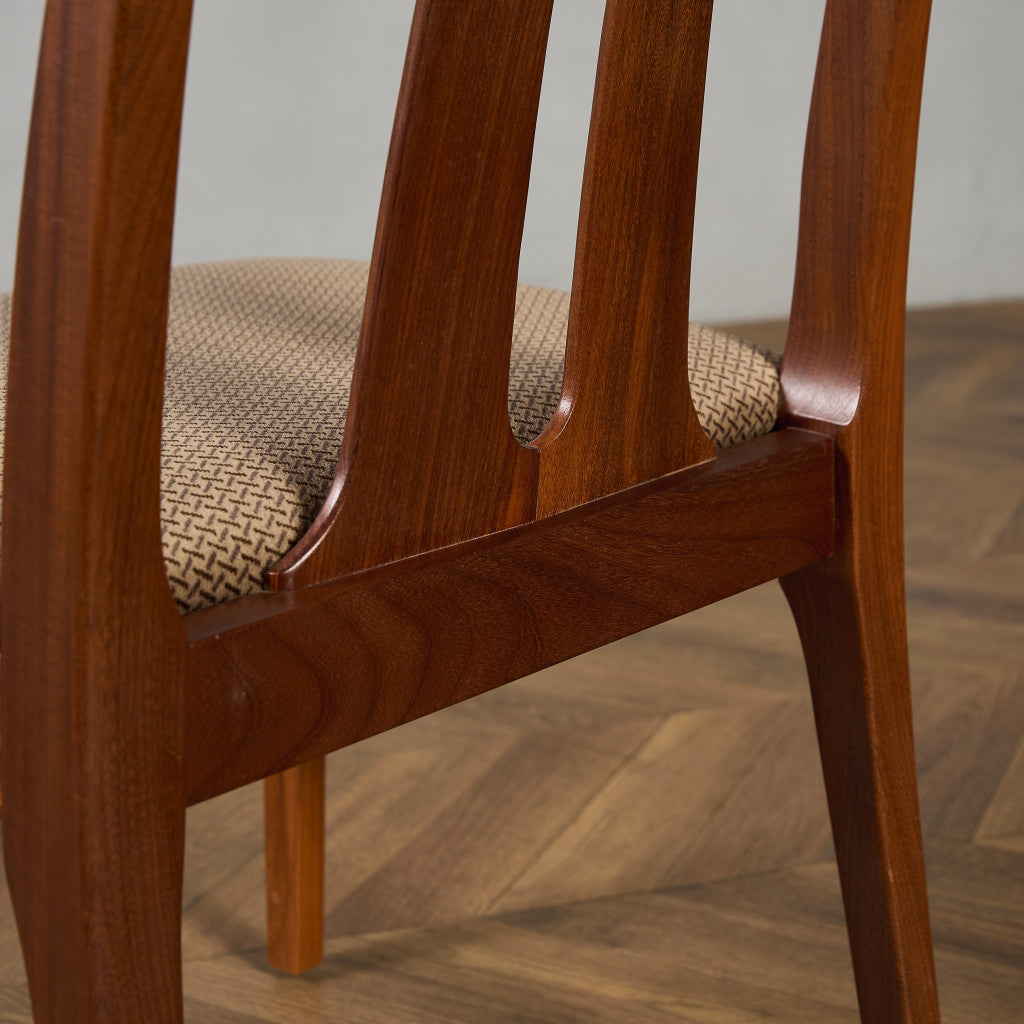 ダイニングチェア