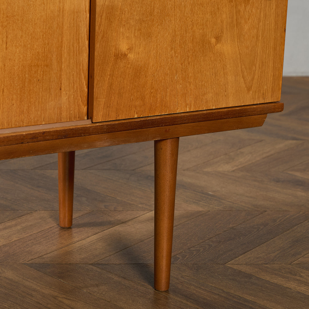 イギリス ヴィンテージ サイドボード