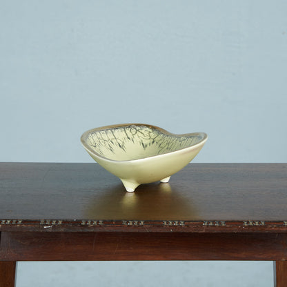 German Art Pottery プレート