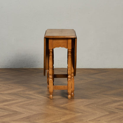 英国 クラシック ドロップリーフ ゲートレッグテーブル