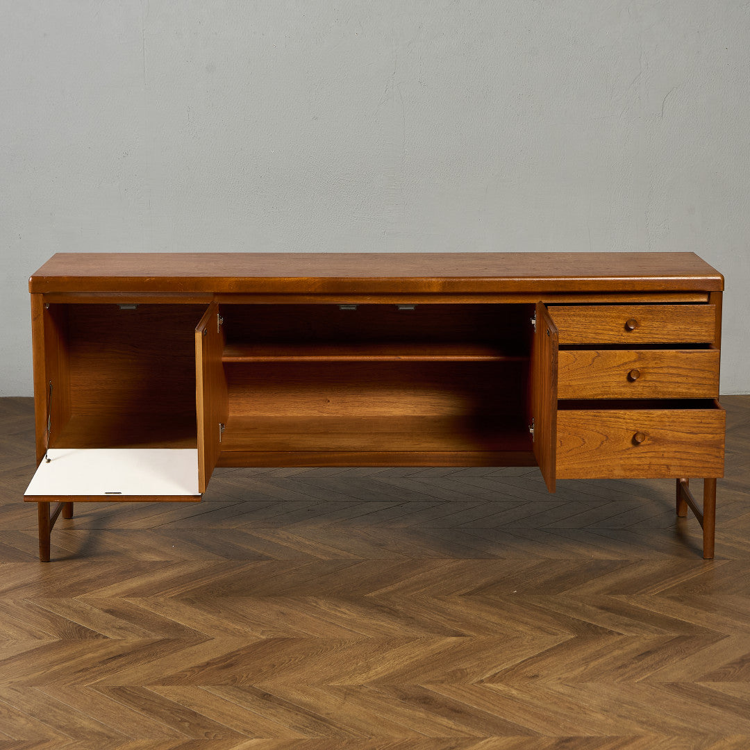 Nathan サークル サイドボード – camori ヴィンテージ家具・北欧