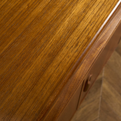 Fresco ヴィンテージ 脚付き サイドボード (4072)