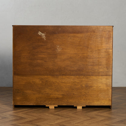 英国 ヴィンテージ カップボード