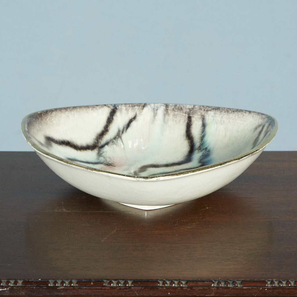 German Art Pottery プレート