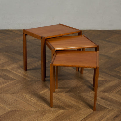 デンマーク ヴィンテージ ネストテーブル