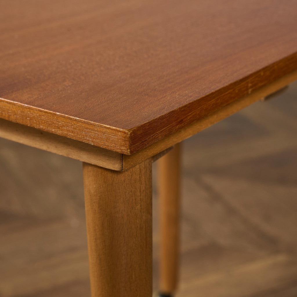 Novy Domov ヴィンテージ ネストテーブル