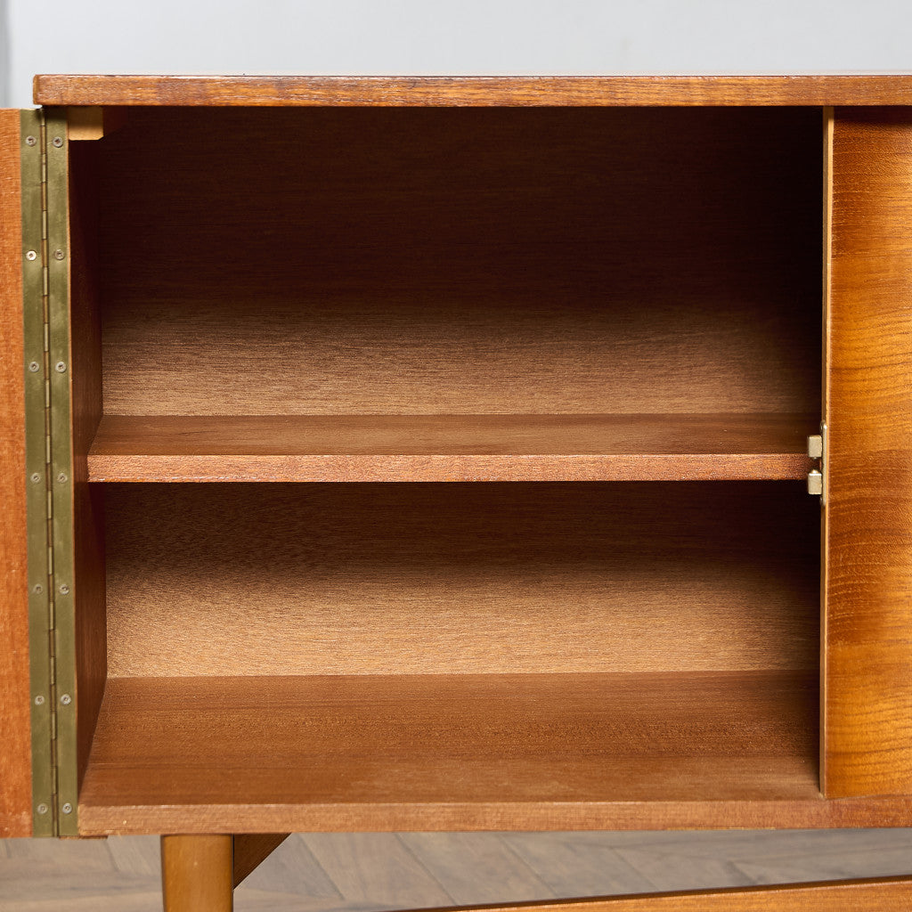 イギリス ヴィンテージ サイドボード