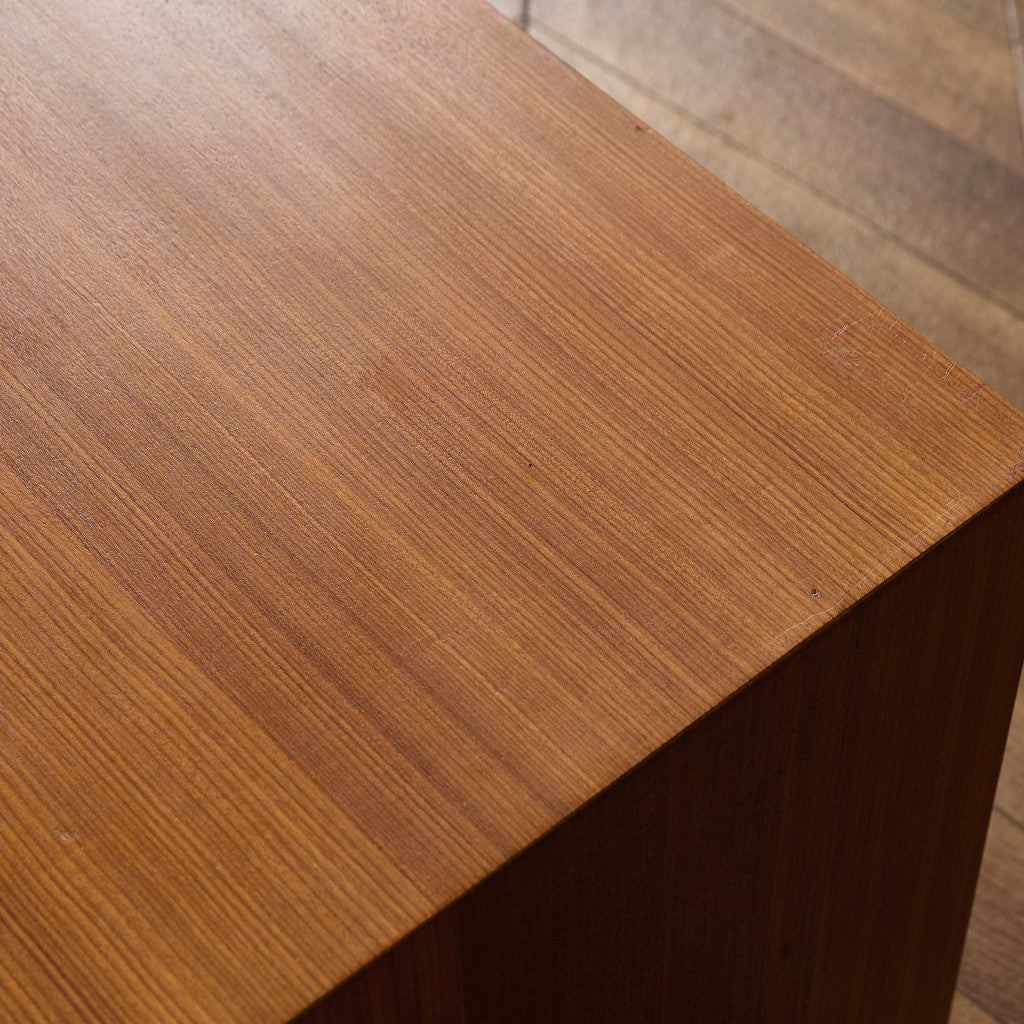 英国 ヴィンテージ 4段 サイドチェスト