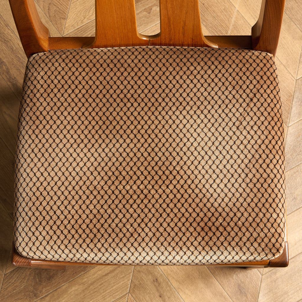 ダイニングチェア