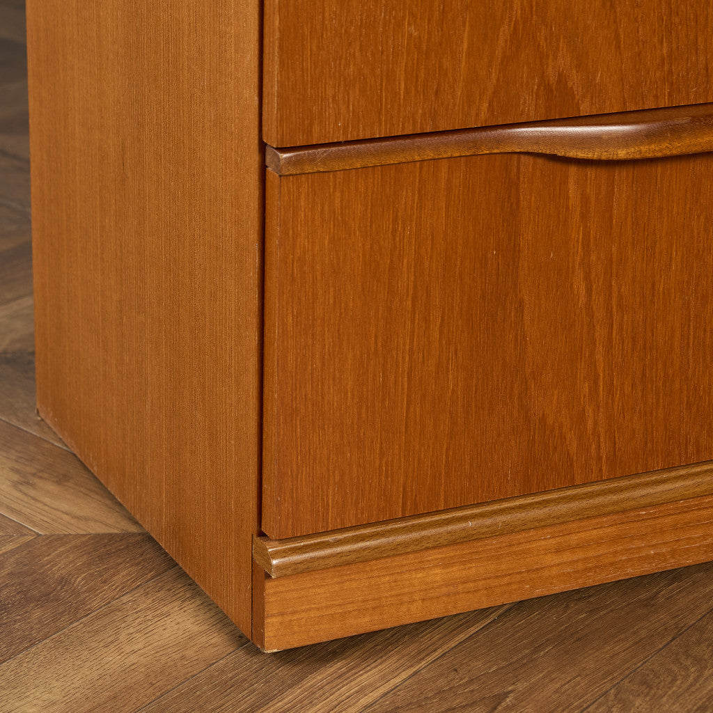 A Quinn (Sales) Ltd ヴィンテージ ウォールユニット