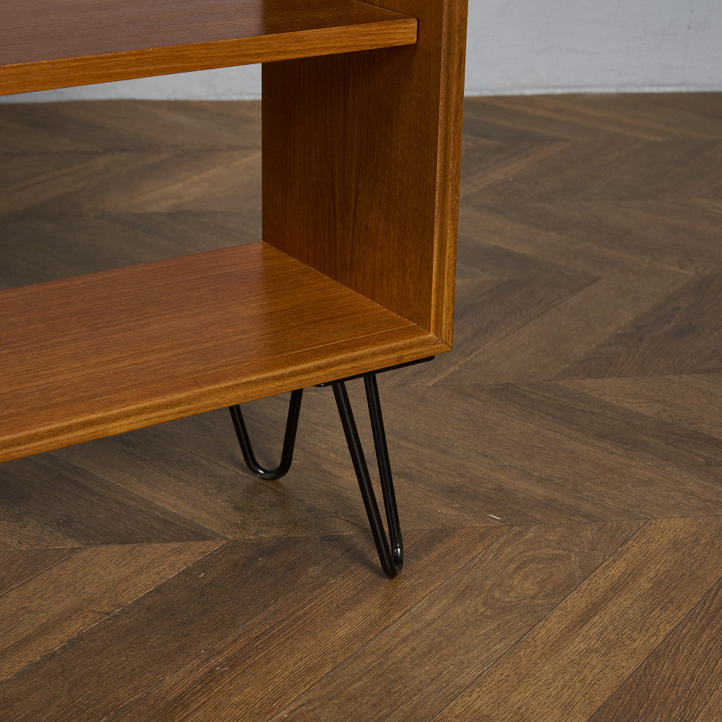 Form FIVE ヴィンテージ ブックケース (カスタム アイアン ヘアピンレッグ)