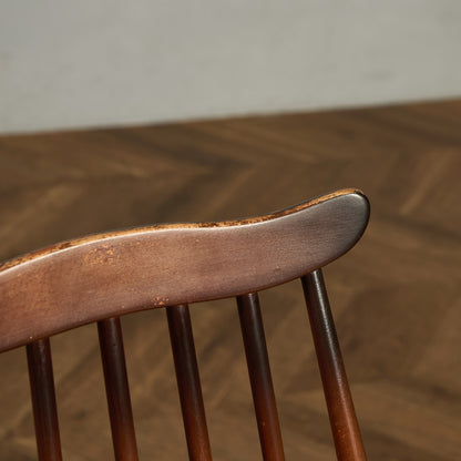 ヴィンテージ ゴールドスミスチェア