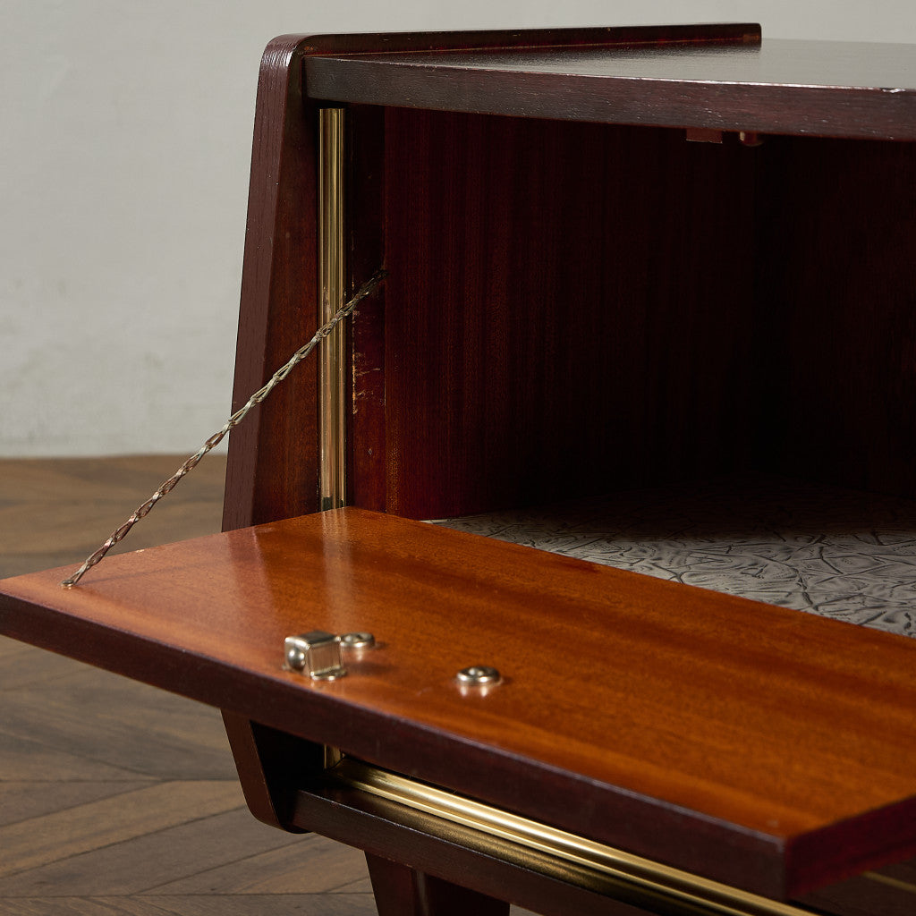 英国 ヴィンテージ ベッドサイド キャビネット