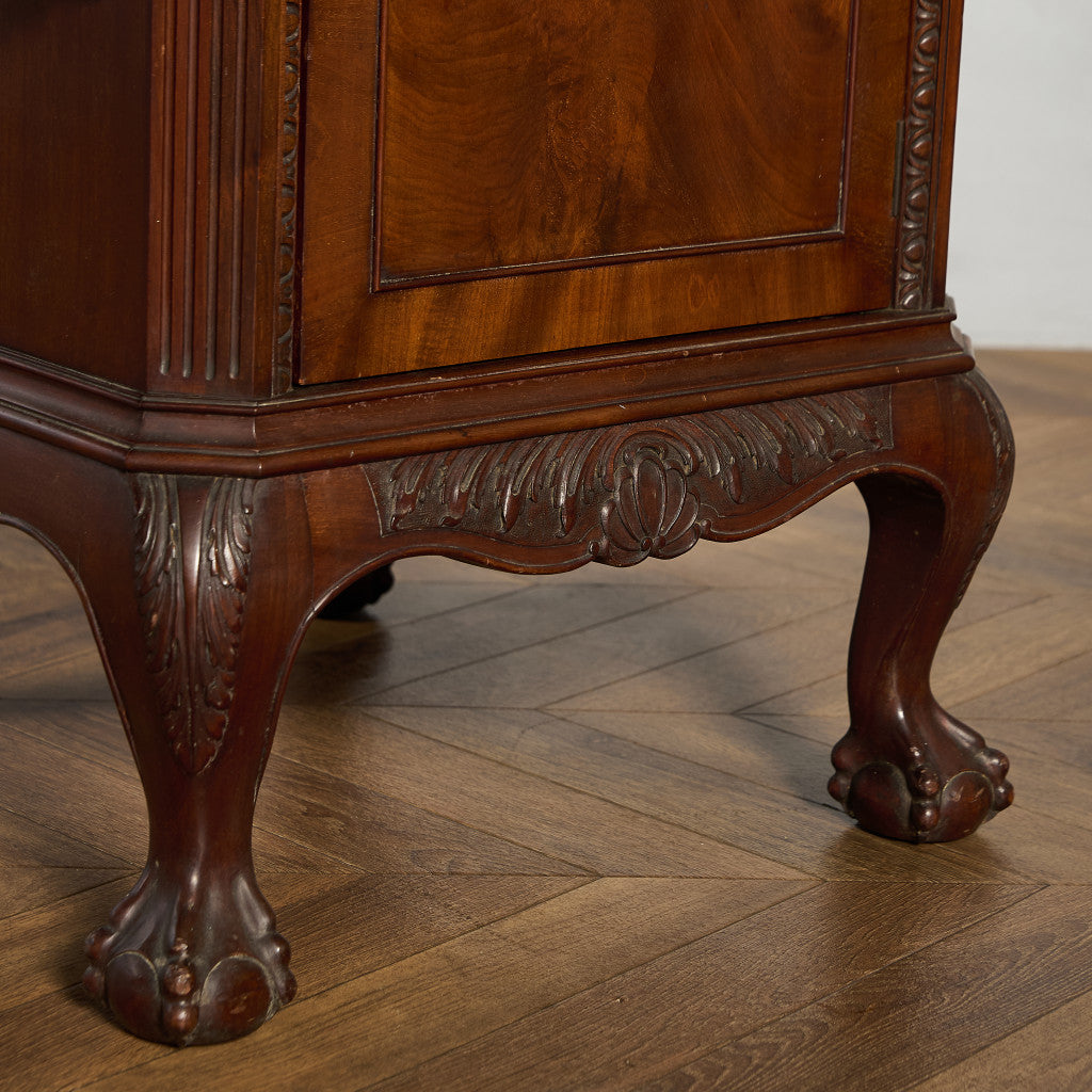 英国 クラシック ウォールナット サイドボード