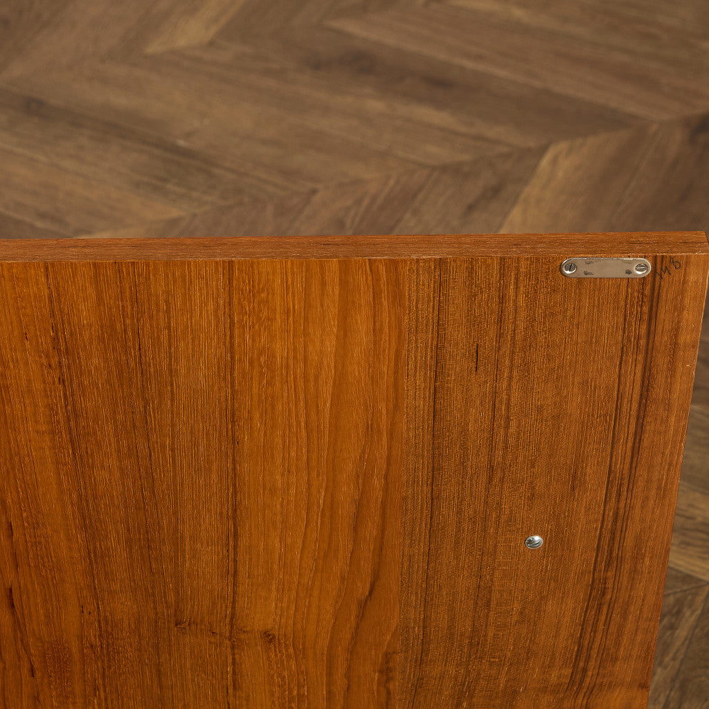 英国 ヴィンテージ キャビネット