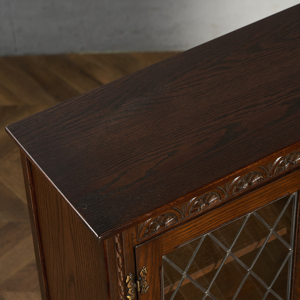 ガラス キャビネット