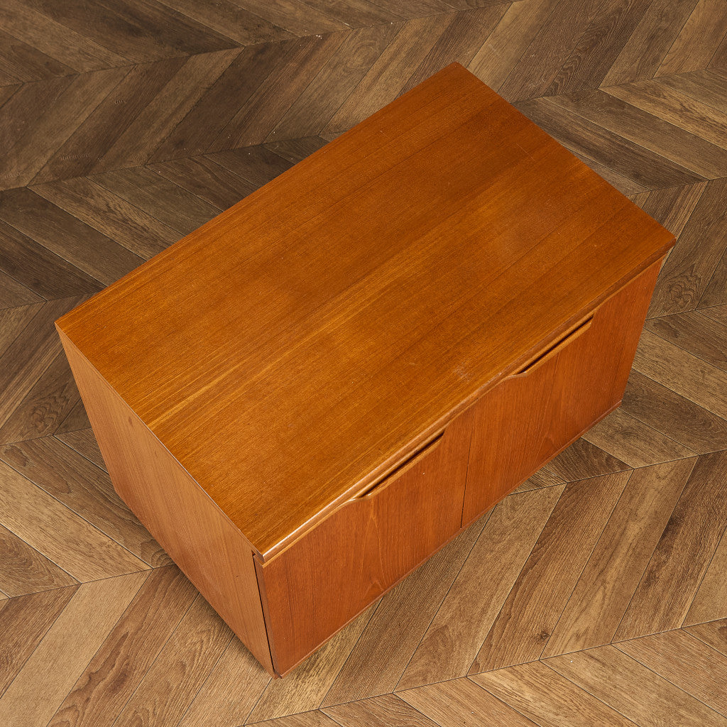 ヴィンテージ TVボード