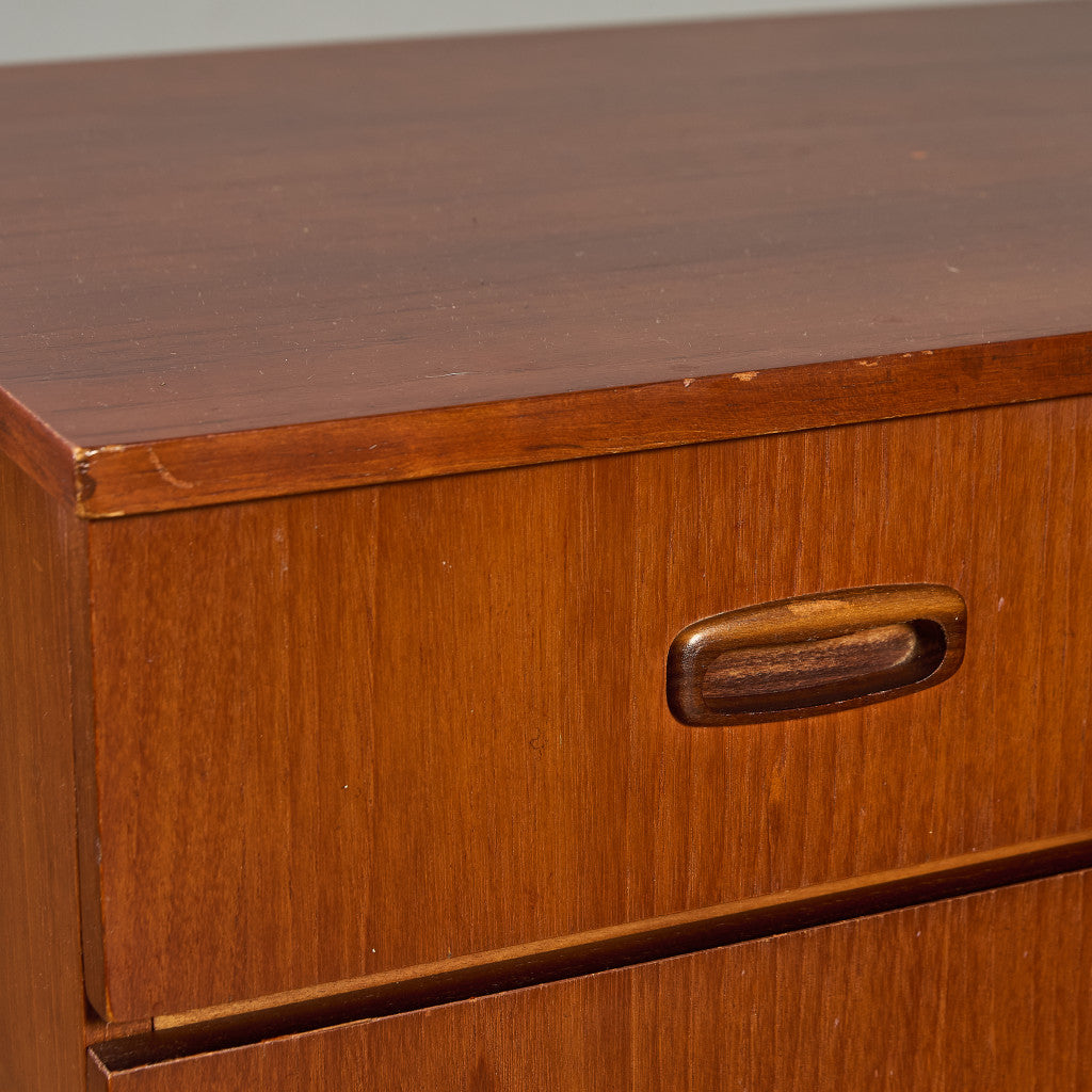 イギリス ヴィンテージ サイドボード ワイド チェスト