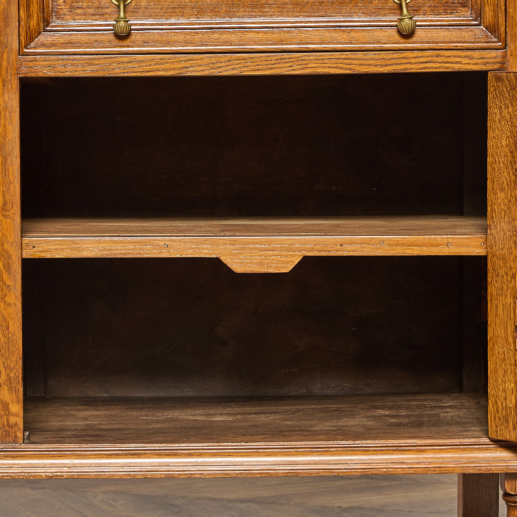 英国 クラシック サイドボード 食器棚