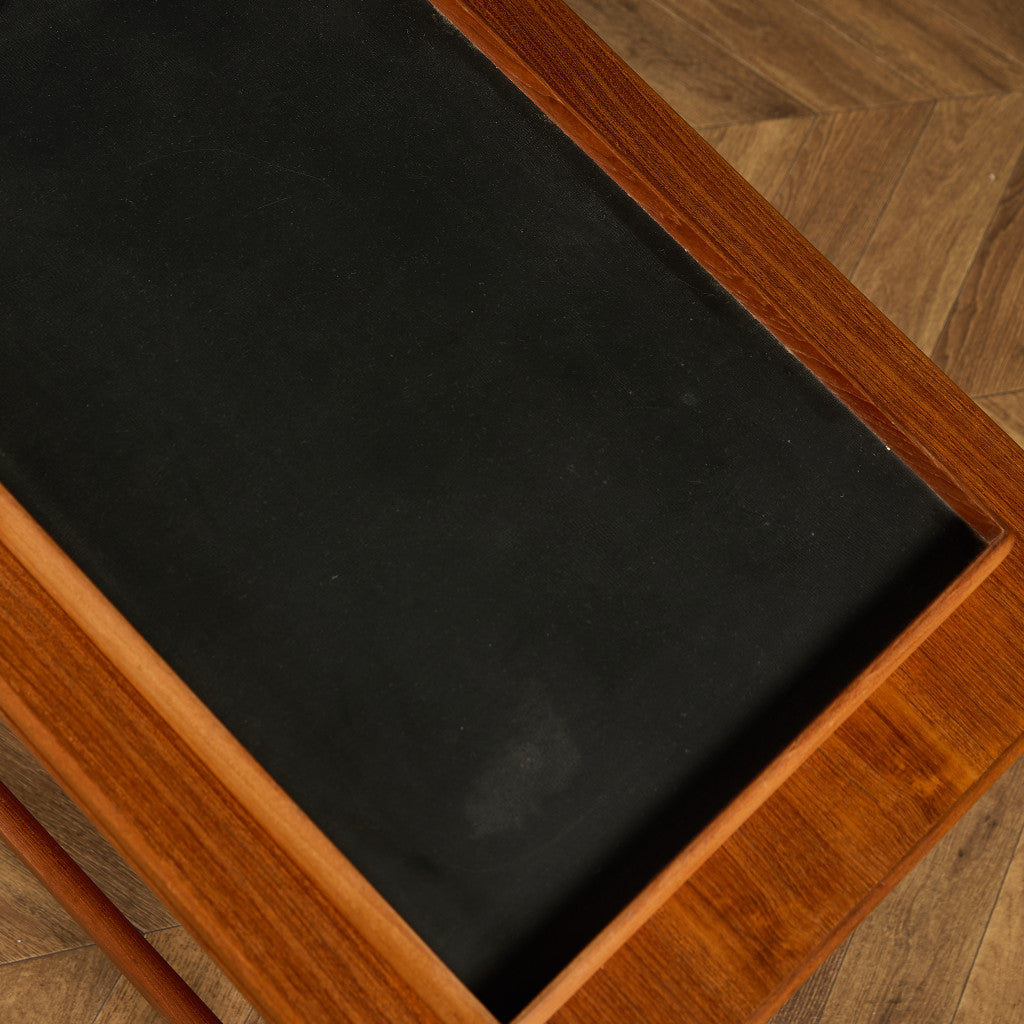 英国 ヴィンテージ ターンリーフ ティートロリー