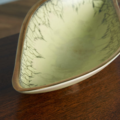 German Art Pottery プレート