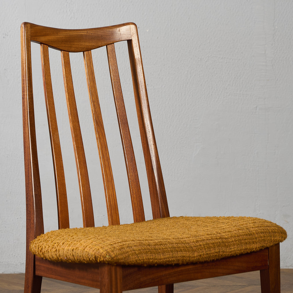 スラットバックチェア (4540)