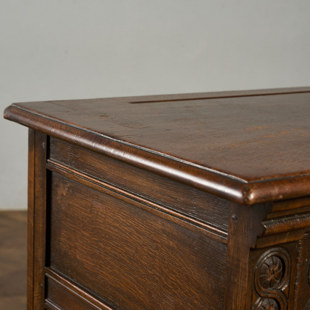 英国 クラシック キャビネット 食器棚