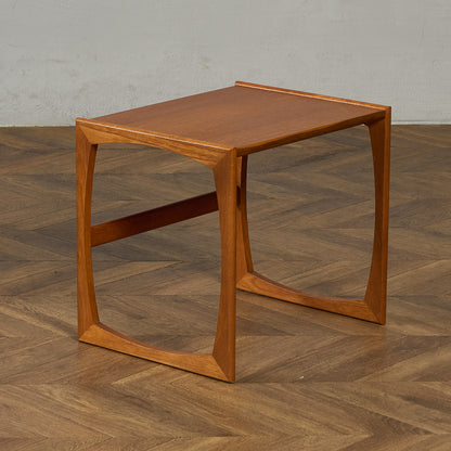 Quadrille ヴィンテージ ネストテーブル