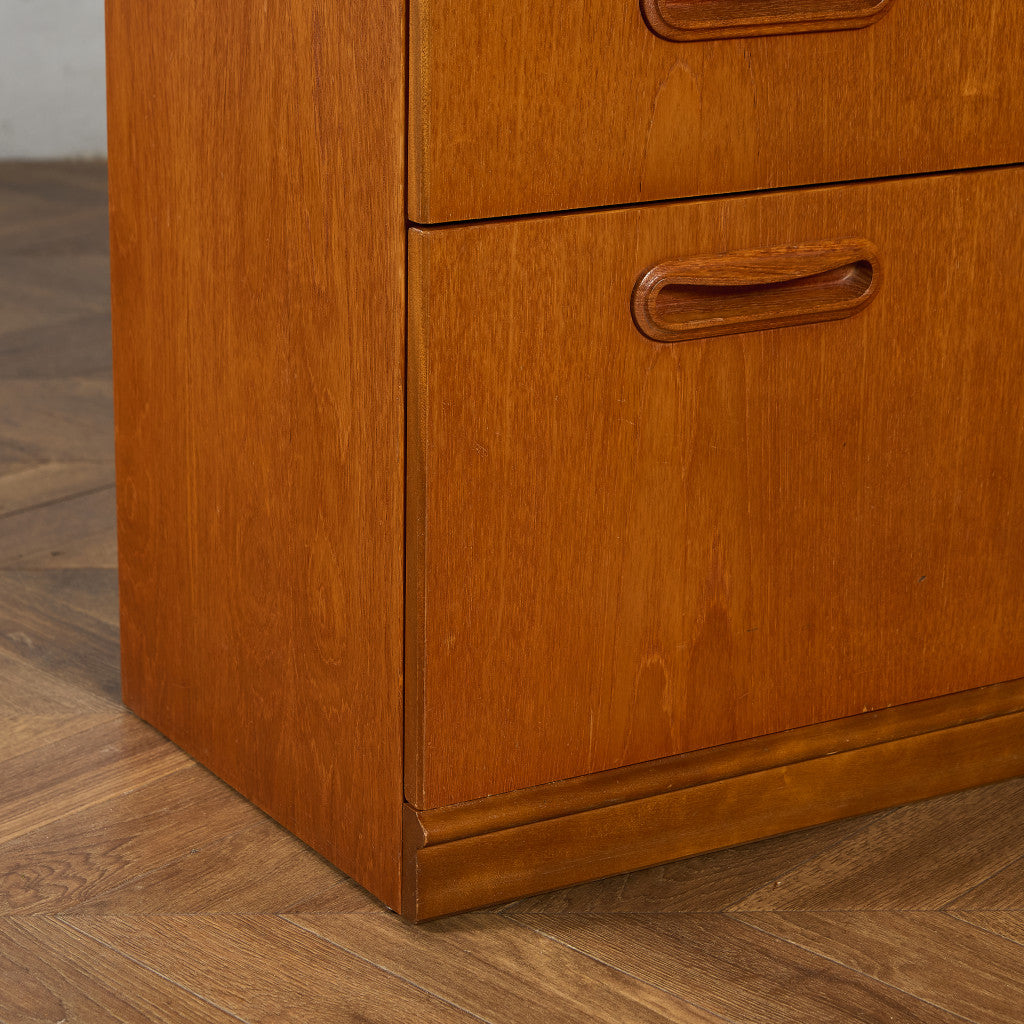 ヴィンテージ 3段チェスト