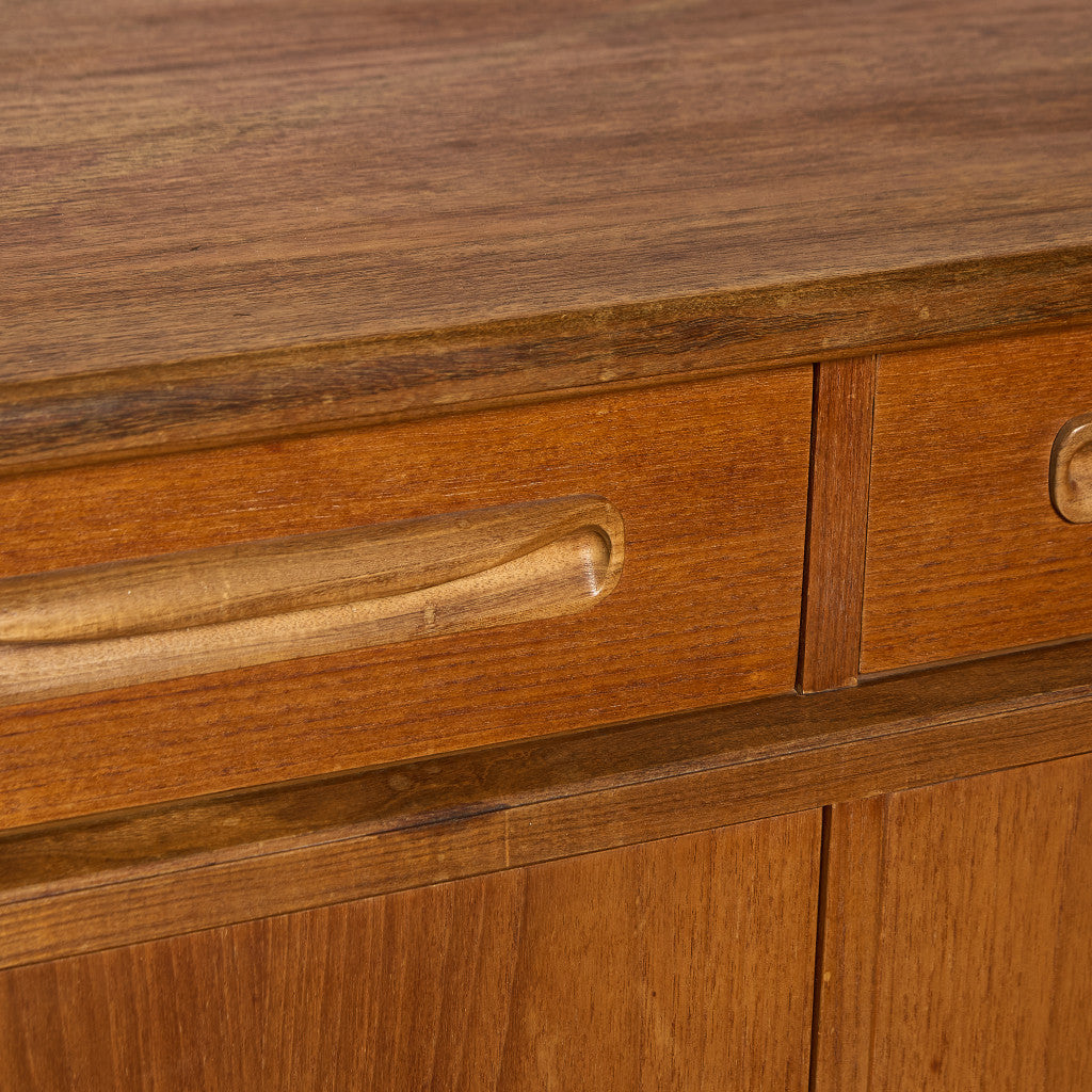 Fresco ヴィンテージ 脚付き サイドボード (4072)