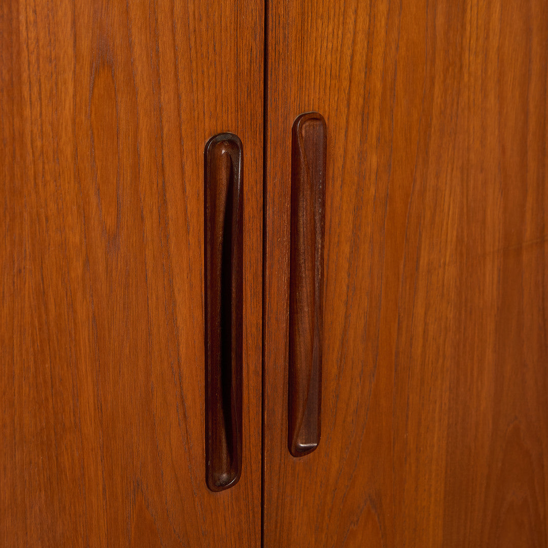 Fresco 2ドア ワードローブ (2100D)