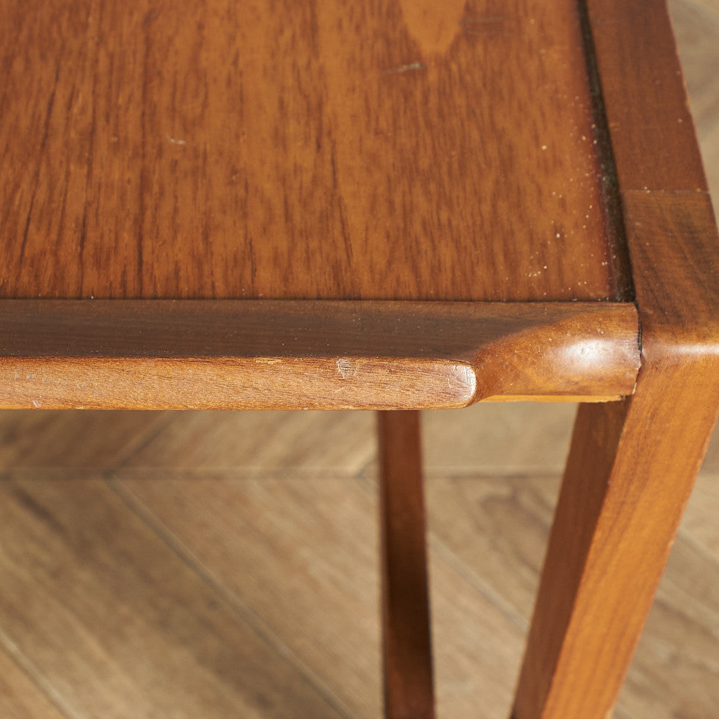 英国ビンテージRemploy コーヒーテーブル