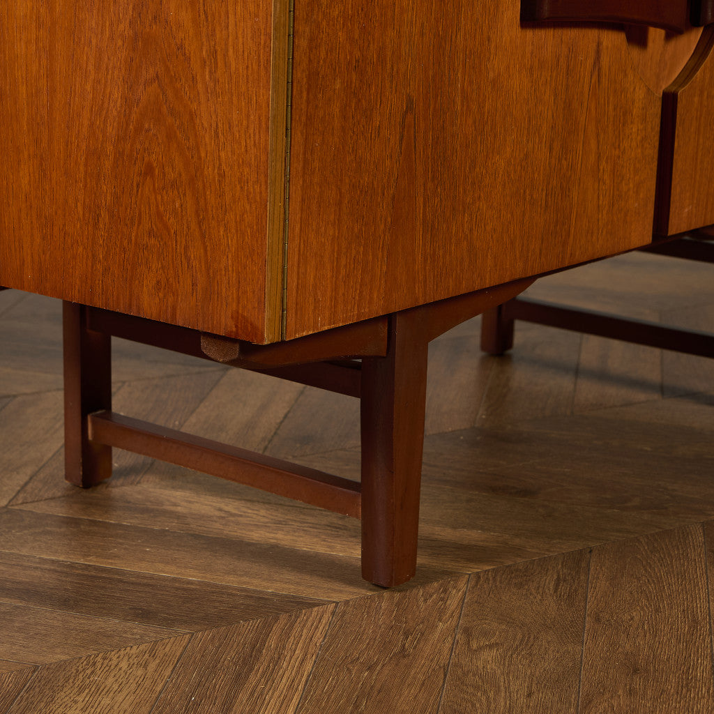 英国 ヴィンテージ キャビネット 本棚