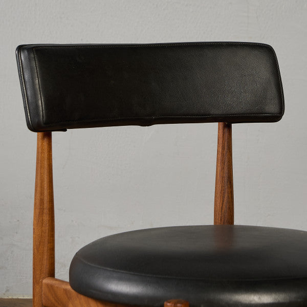 サーキュラーチェア