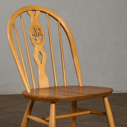 シスルバックチェア ゴールドメタルラベル