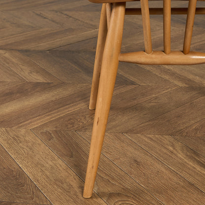 スティックバックチェア