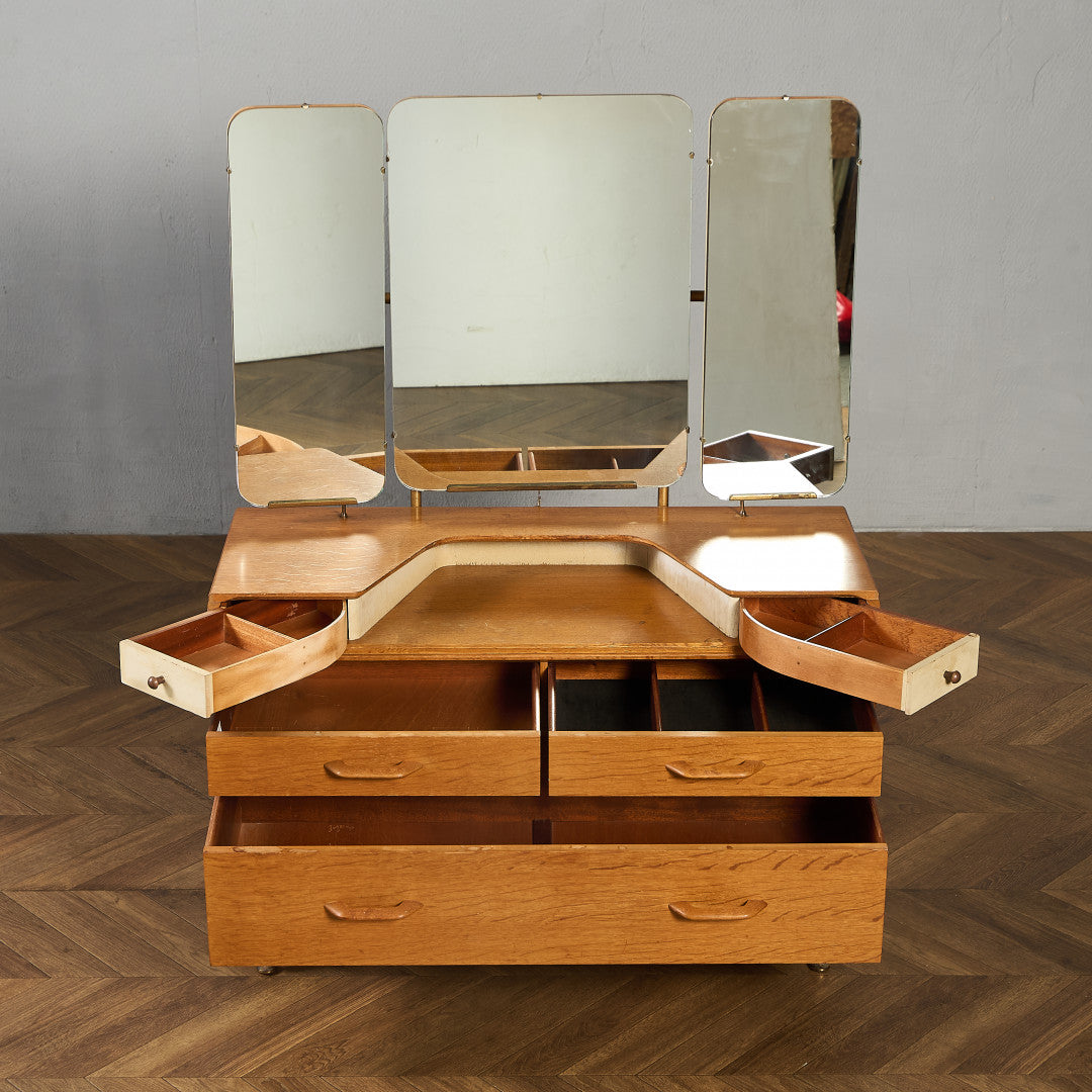 Chinese white ヴィンテージ ドレッシングチェスト ドレッサー 初期ゴールドラベル