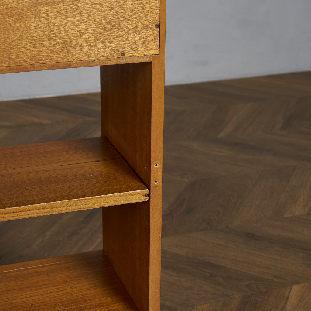 Form FIVE ヴィンテージ ブックケース (カスタム アイアン ヘアピンレッグ)