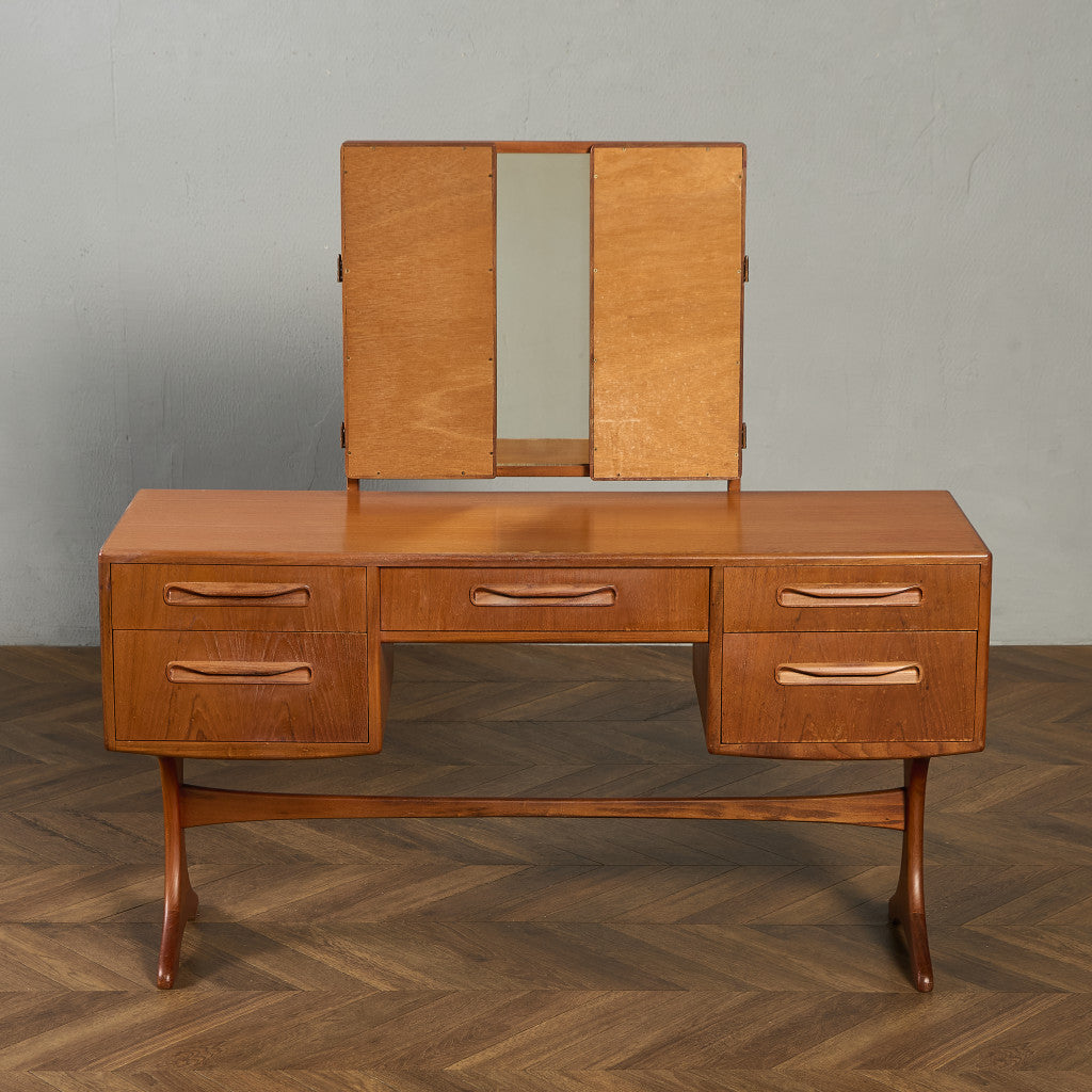 ニューフレスコ ドレッシングデスク (1986)