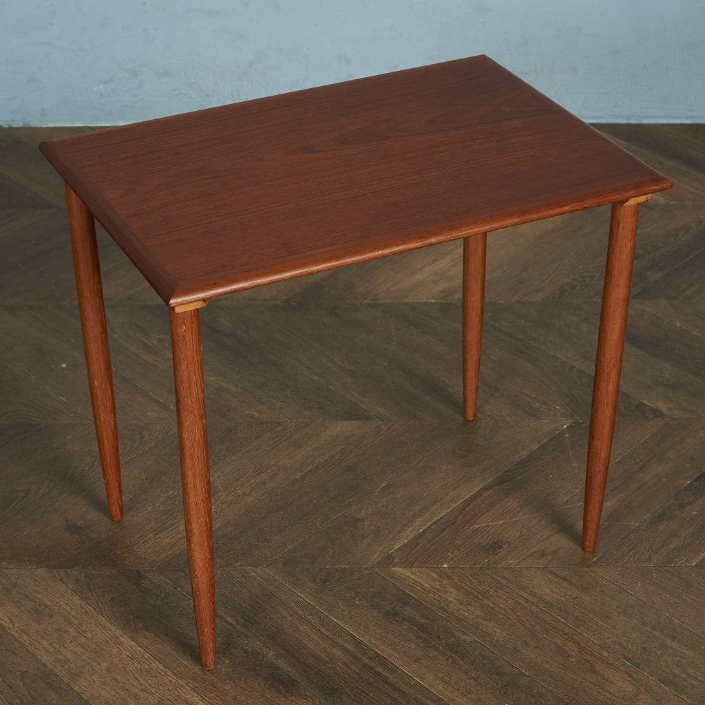 Vintage Danish nesting table #83861