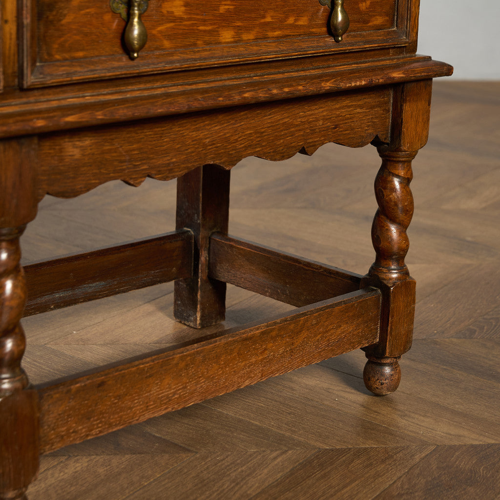 英国 クラシック キャビネット