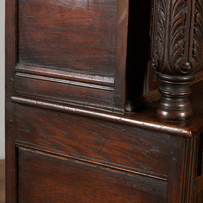 Alfred Allen コートカップボード