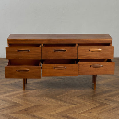 ホームウォージー ギャランティード ファニチャー Homeworthy guaranteed furniture ヴィンテージ サイドボード #89567