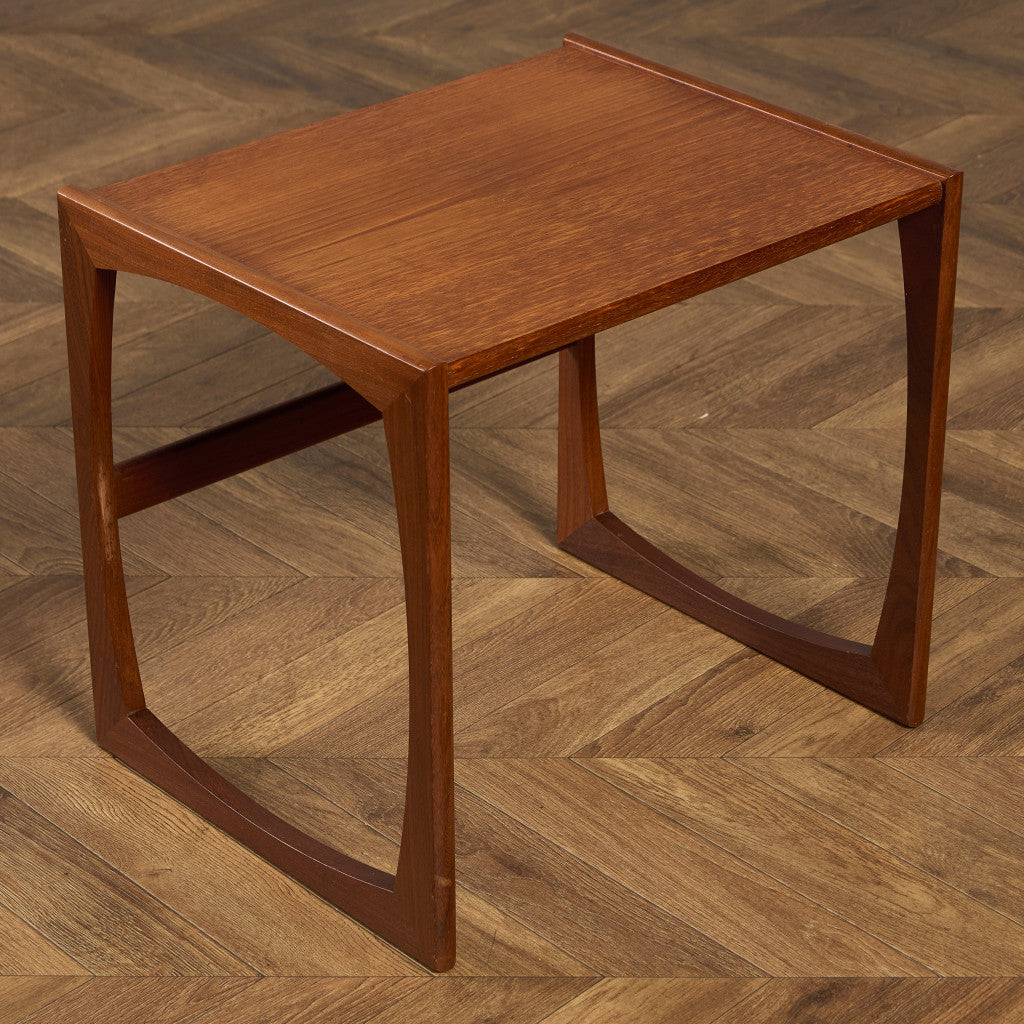 Quadrille ヴィンテージ ネストテーブル