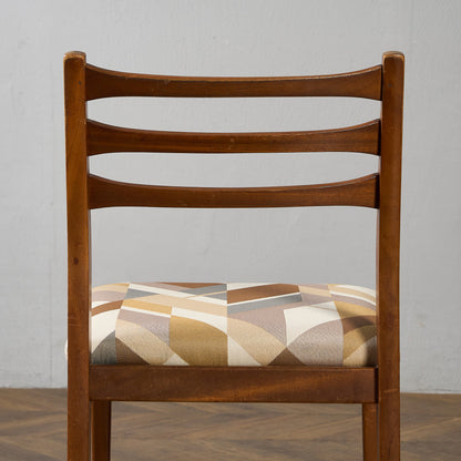 ヴィンテージ ダイニングチェア / 座面張替え済み (LUUM)