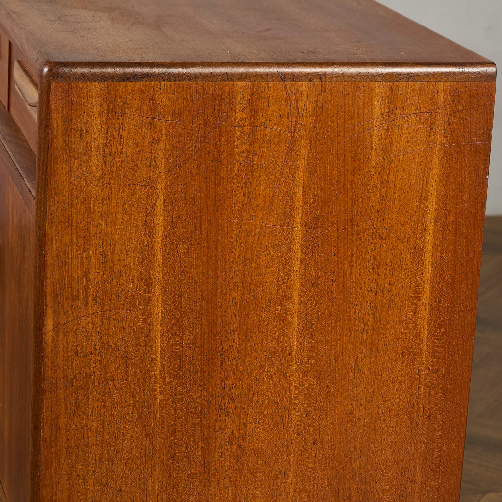 Fresco ヴィンテージ 脚付き サイドボード (4072)